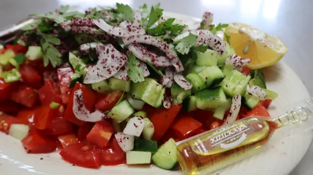 Kızılkaya · çoban salata ve zeytinyağı