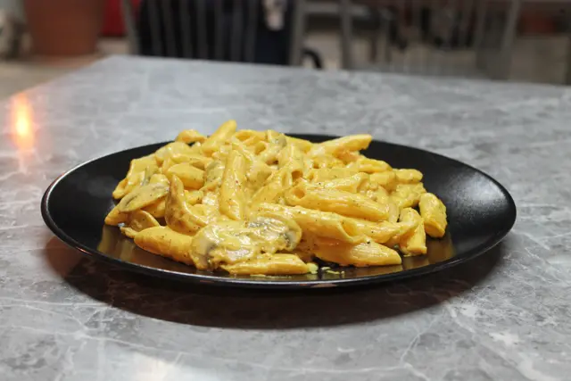 Mantarlı kremalı penne